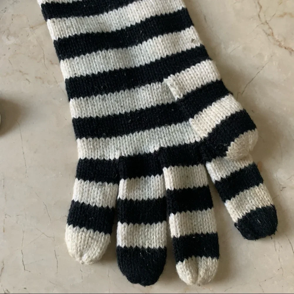 Nightmare Before Christmas Jack Skellington Stripe Gloves Pin Lot Disney